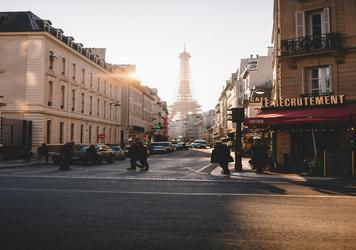 Paris en chauffeur : Un voyage uniques et privilégié